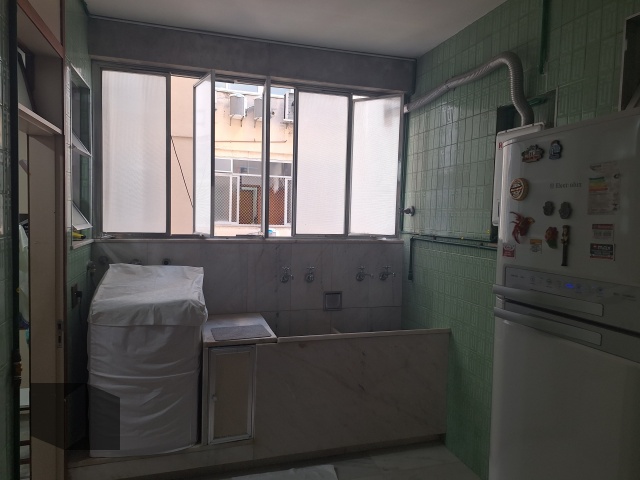 Apartamento à venda com 3 quartos, 292m² - Foto 35