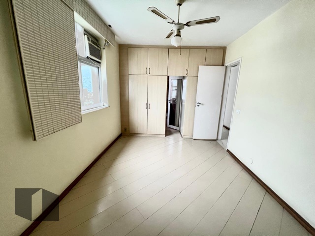 Apartamento à venda com 4 quartos, 130m² - Foto 15