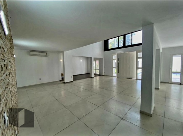 Casa de Condomínio à venda com 5 quartos, 340m² - Foto 13