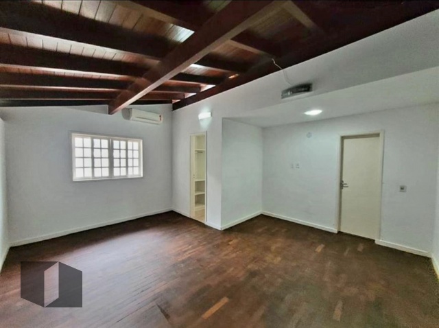 Casa de Condomínio à venda com 5 quartos, 340m² - Foto 31