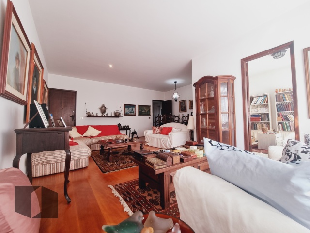 Apartamento à venda com 4 quartos, 200m² - Foto 4