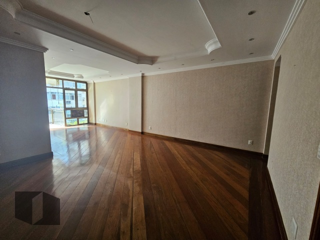 Apartamento à venda com 4 quartos, 177m² - Foto 4