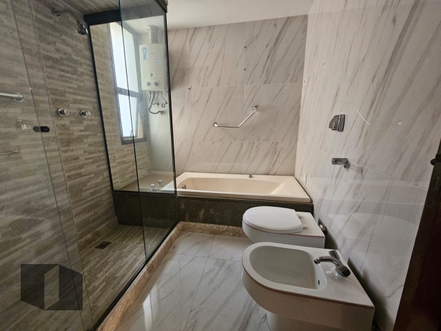 Apartamento à venda com 4 quartos, 177m² - Foto 11