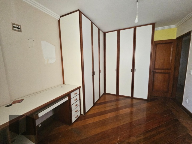 Apartamento à venda com 4 quartos, 177m² - Foto 13