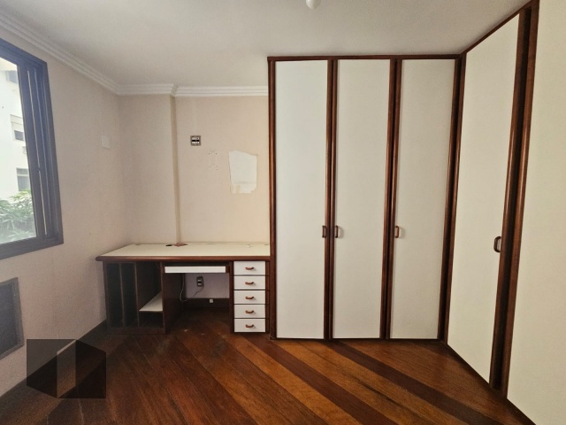 Apartamento à venda com 4 quartos, 177m² - Foto 14