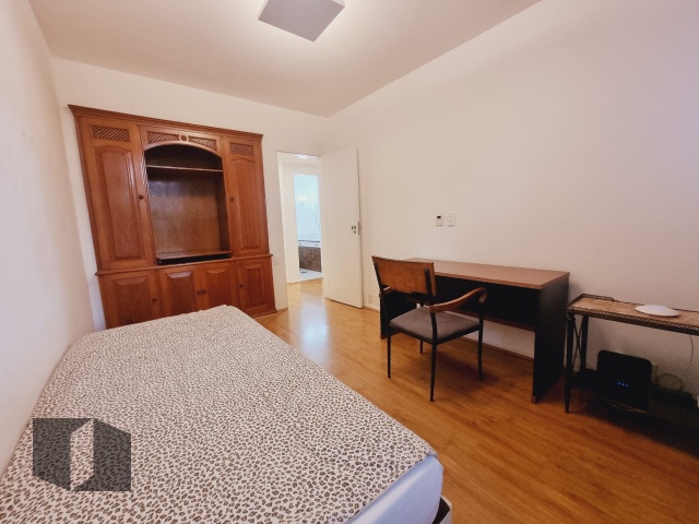 Apartamento para alugar com 4 quartos, 130m² - Foto 12