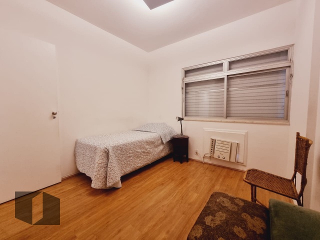 Apartamento para alugar com 4 quartos, 130m² - Foto 14