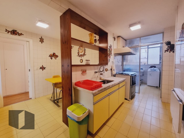 Apartamento para alugar com 4 quartos, 130m² - Foto 35