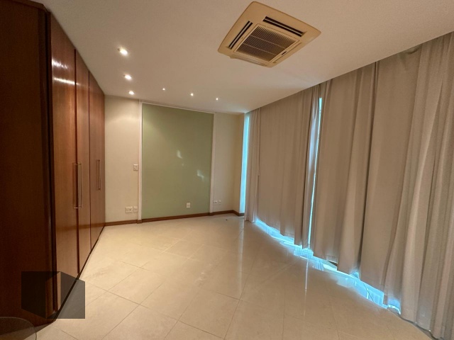 Apartamento para alugar com 3 quartos, 143m² - Foto 13