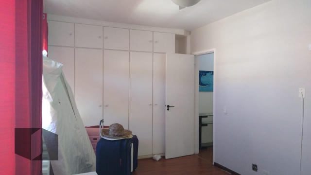 Casa para alugar com 4 quartos, 300m² - Foto 15