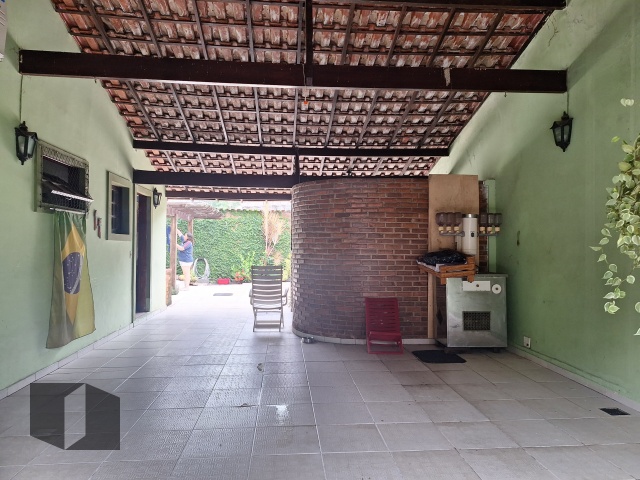 Casa à venda com 3 quartos, 183m² - Foto 18