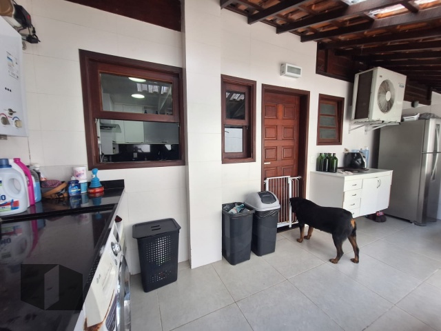 Casa à venda com 4 quartos, 191m² - Foto 31