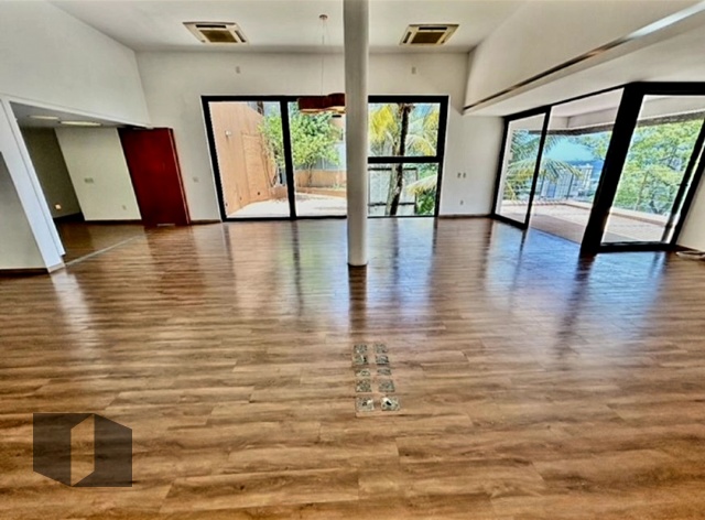 Casa à venda com 4 quartos, 602m² - Foto 19