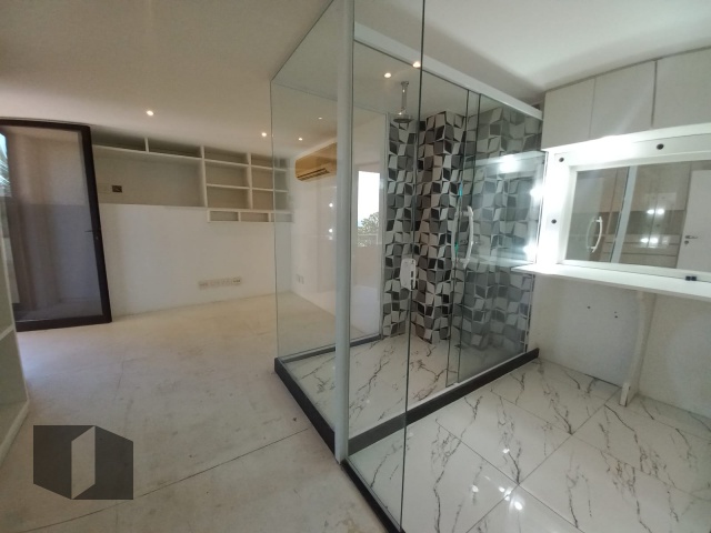 Casa à venda com 4 quartos, 602m² - Foto 32