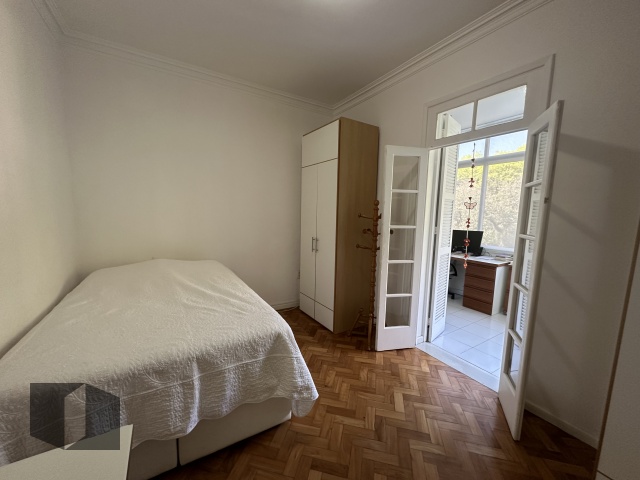 Apartamento à venda com 3 quartos, 110m² - Foto 22