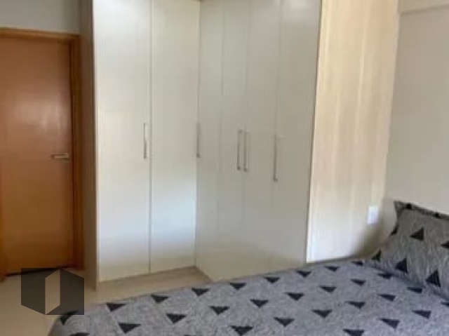 Apartamento à venda com 2 quartos, 69m² - Foto 4