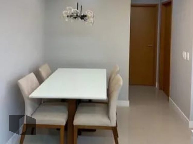 Apartamento à venda com 2 quartos, 69m² - Foto 3