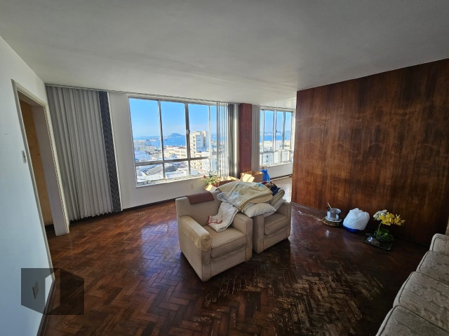 Apartamento à venda com 4 quartos, 187m² - Foto 2