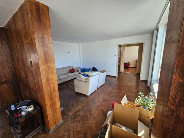 Apartamento à venda com 4 quartos, 187m² - Foto 4