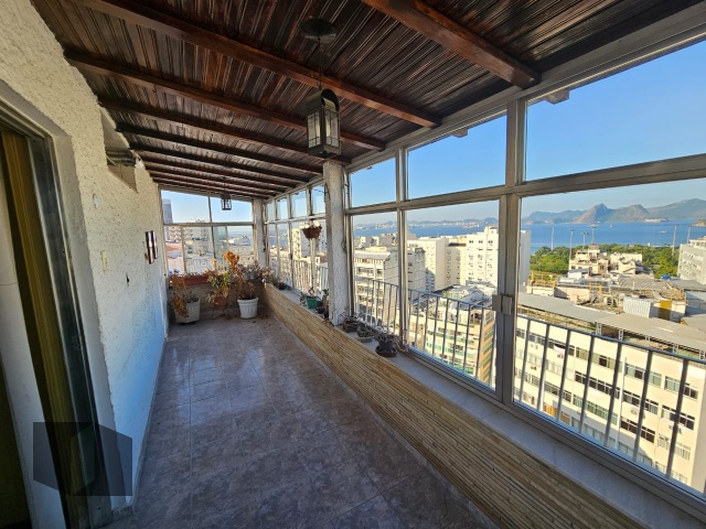 Apartamento à venda com 4 quartos, 187m² - Foto 19