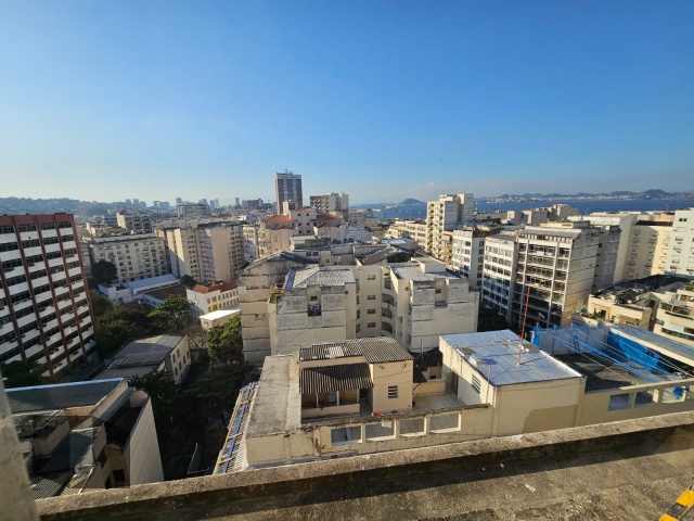 Apartamento à venda com 4 quartos, 187m² - Foto 1