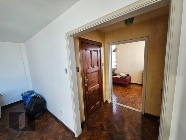 Apartamento à venda com 4 quartos, 187m² - Foto 3