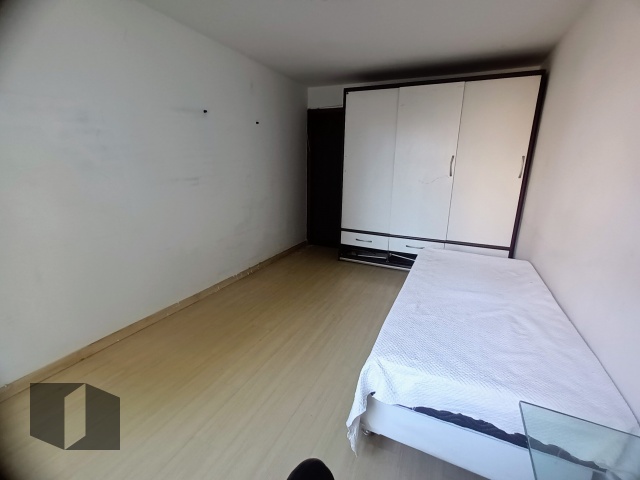 Apartamento à venda com 3 quartos, 196m² - Foto 12