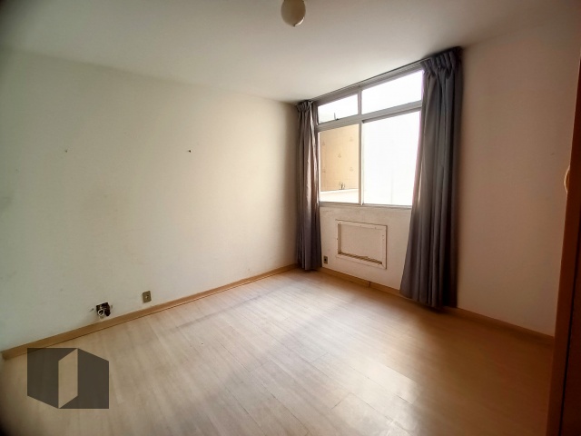 Apartamento à venda com 3 quartos, 196m² - Foto 10