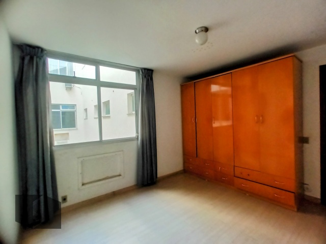 Apartamento à venda com 3 quartos, 196m² - Foto 9