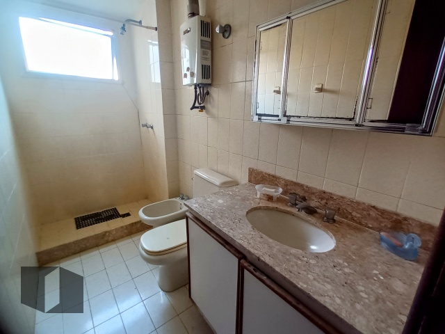 Apartamento à venda com 3 quartos, 196m² - Foto 13