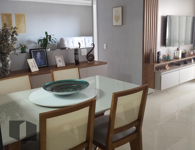 Apartamento à venda com 3 quartos, 80m² - Foto 3