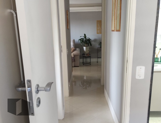 Apartamento à venda com 3 quartos, 80m² - Foto 9