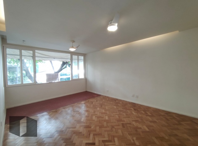 Apartamento à venda com 3 quartos, 129m² - Foto 3