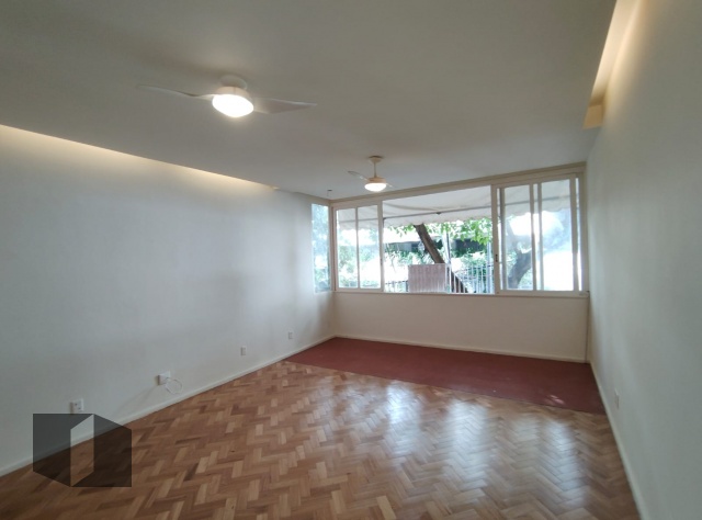 Apartamento à venda com 3 quartos, 129m² - Foto 5