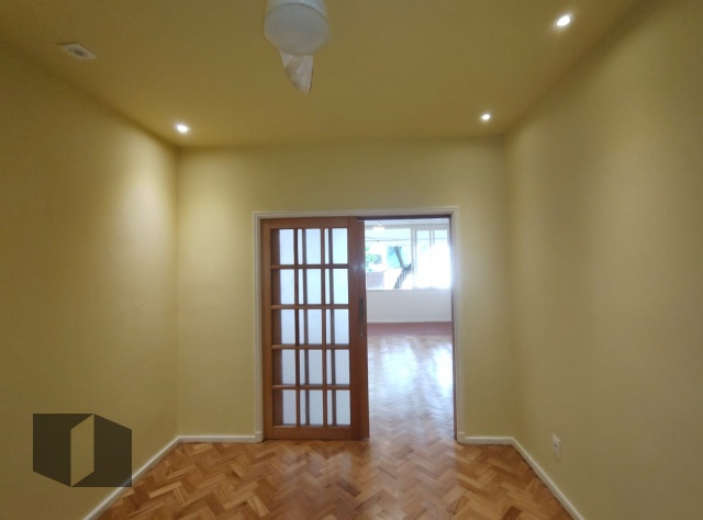 Apartamento à venda com 3 quartos, 129m² - Foto 8