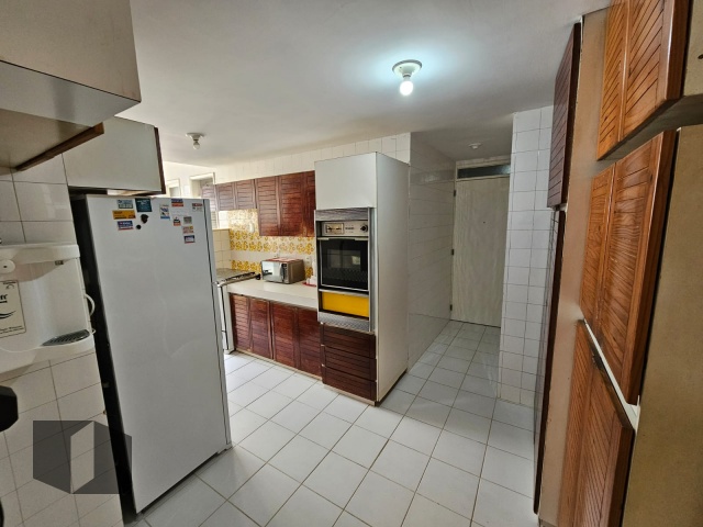 Apartamento à venda com 4 quartos, 169m² - Foto 24