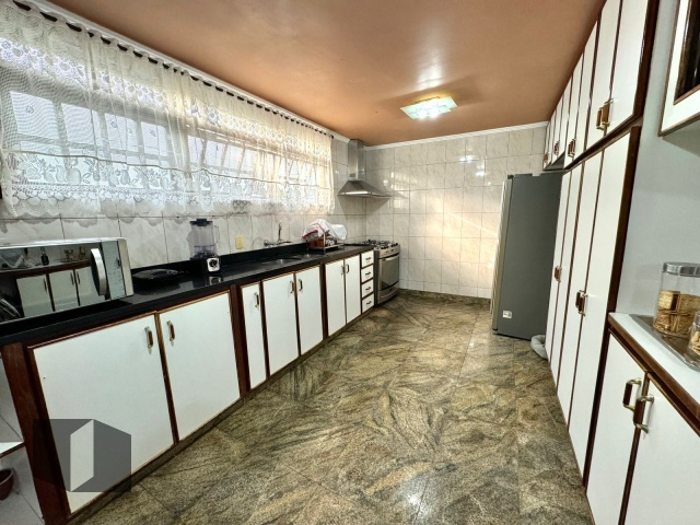 Casa de Condomínio à venda com 4 quartos, 393m² - Foto 16