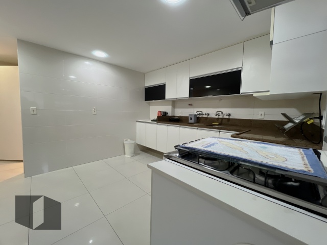 Cobertura à venda com 3 quartos, 280m² - Foto 11