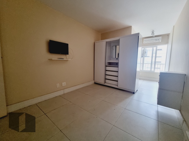 Apartamento à venda com 2 quartos, 76m² - Foto 10