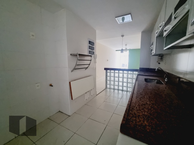 Apartamento à venda com 2 quartos, 76m² - Foto 21