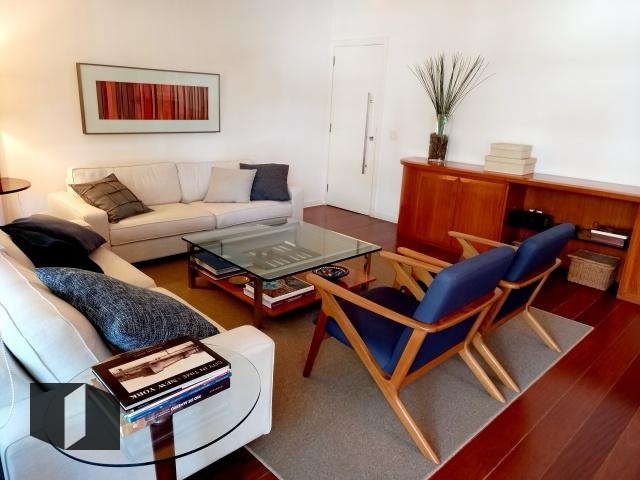 Apartamento à venda com 4 quartos, 171m² - Foto 2