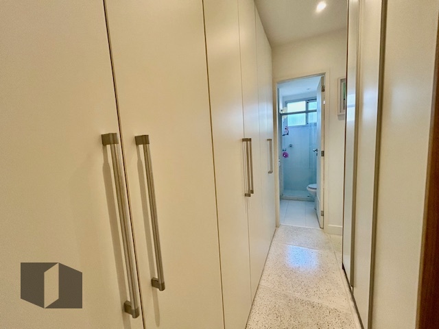 Apartamento para alugar com 3 quartos, 105m² - Foto 9