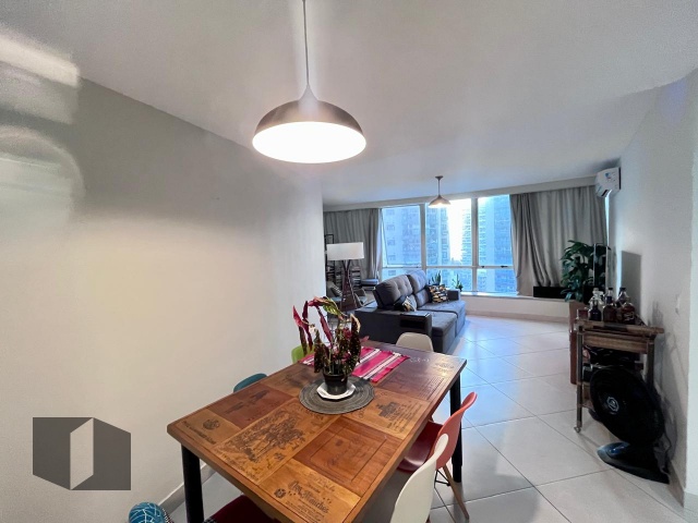 Apartamento à venda com 2 quartos, 86m² - Foto 4