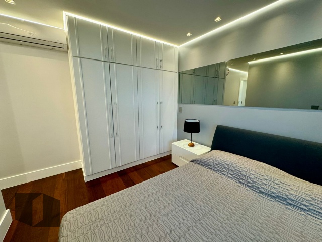 Apartamento para alugar com 3 quartos, 186m² - Foto 23