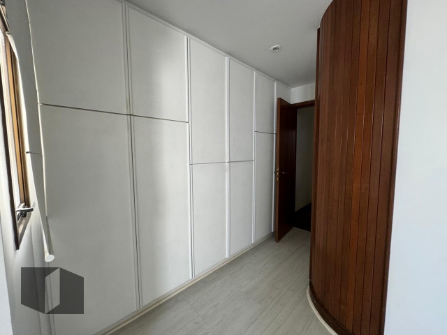 Cobertura à venda com 4 quartos, 350m² - Foto 12