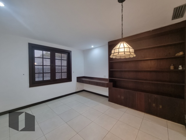 Casa para alugar com 5 quartos, 1008m² - Foto 15