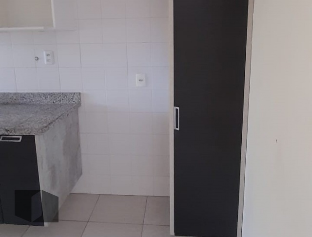 Apartamento à venda com 2 quartos, 64m² - Foto 15