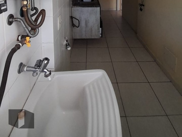 Apartamento à venda com 2 quartos, 64m² - Foto 17