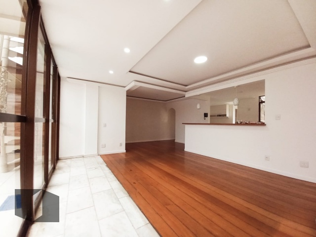 Cobertura à venda com 3 quartos, 305m² - Foto 3