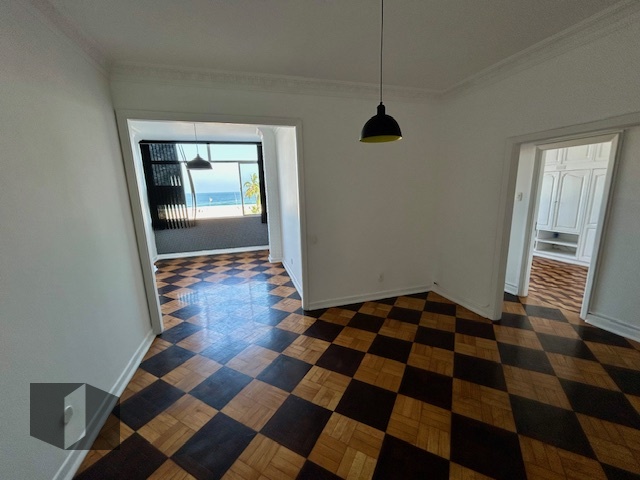 Apartamento à venda com 3 quartos, 109m² - Foto 3